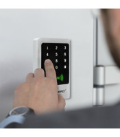 Qoltec Code lock MIMAS with RFID reader Code | Card | keyfob | Doorbell button | IP68 | EM