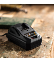 Fully charges a 2.0Ah battery in just 30 minutes